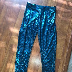 Shiny mermaid leggings